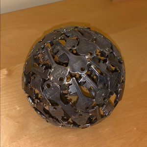Decorative key ball